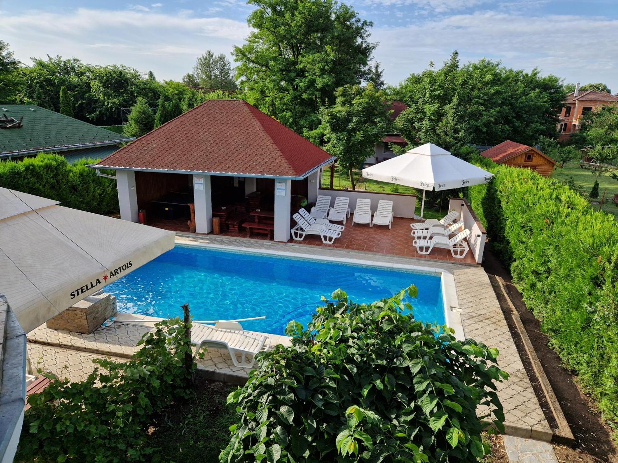 Villa Stars Palić Exteriör bild