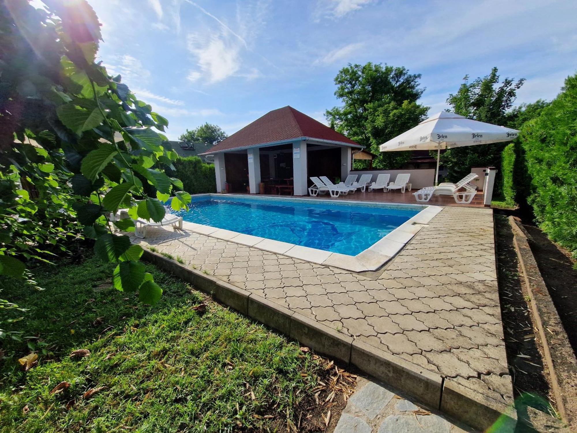 Villa Stars Palić Exteriör bild