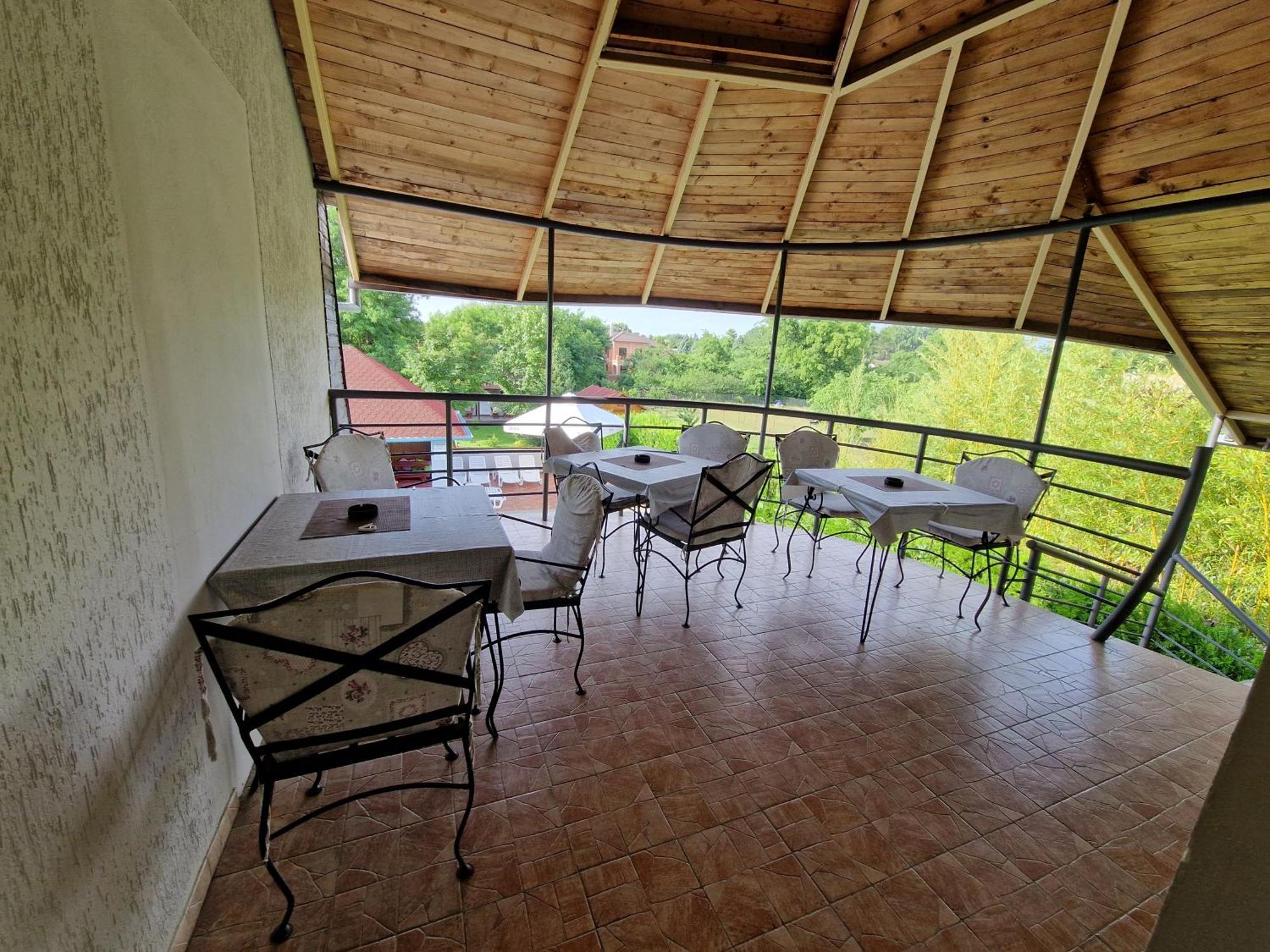 Villa Stars Palić Exteriör bild